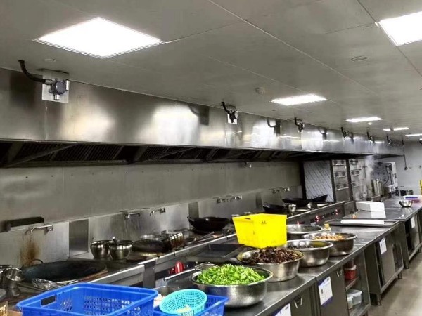 視頻監(jiān)控攝像機(jī)