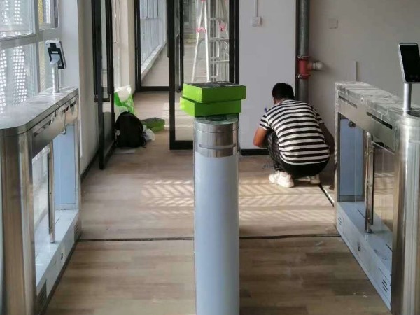 學(xué)校智能門(mén)禁系統(tǒng)可以幫助學(xué)校解決哪些問(wèn)呢？快點(diǎn)安排起來(lái)