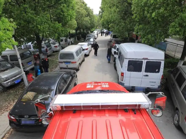 AI視頻聯(lián)網(wǎng)報(bào)警系統(tǒng)在消防通道的應(yīng)用，解決消防通道亂停亂放現(xiàn)場(chǎng)