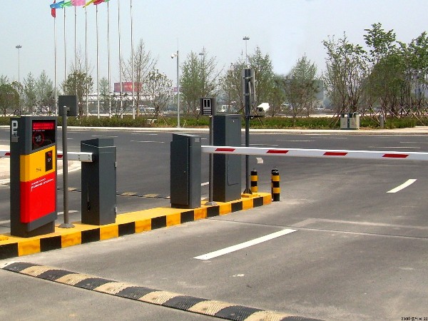 小區(qū)車輛怎么管理？智能停車場(chǎng)系統(tǒng)助力小區(qū)車輛管理